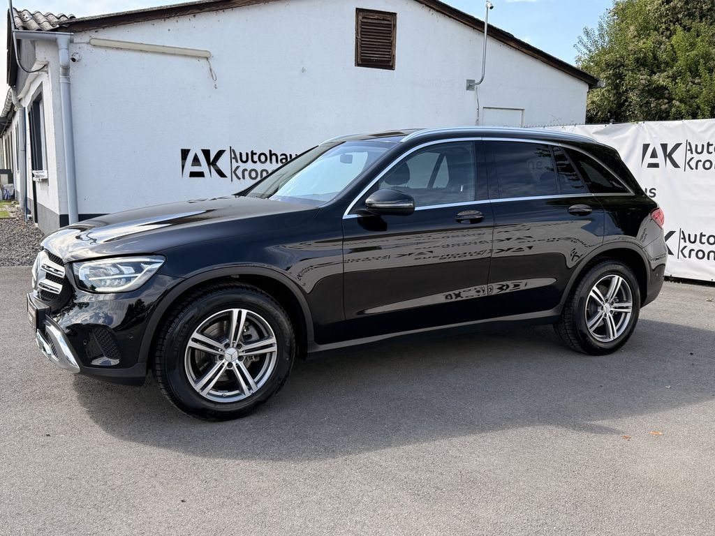 Mercedes-Benz GLC 220 2022 г. Чёрный, пробег 55000 км