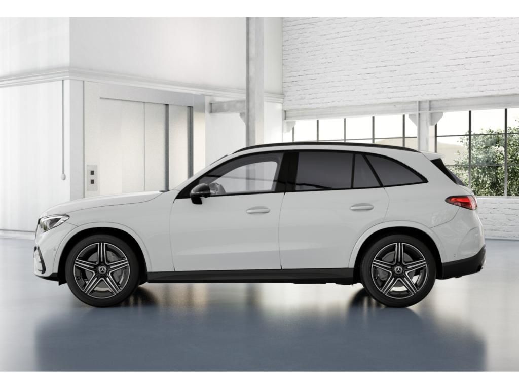 Mercedes-Benz GLC 220 2025 г. Белый, пробег 13500 км