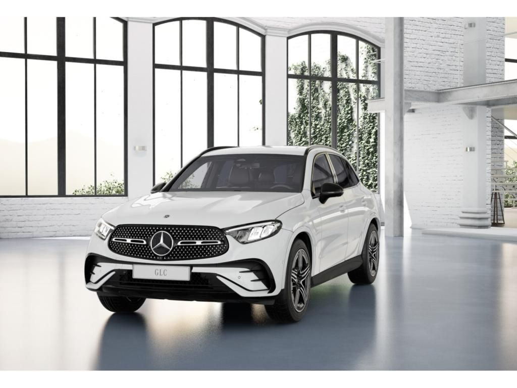 Mercedes-Benz GLC 220 2025 г. Белый, пробег 13500 км