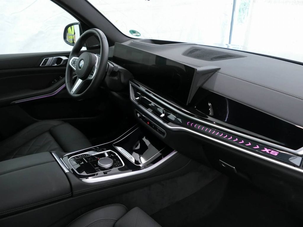 BMW X5 2025 г. Фиолетовый, пробег 21009 км