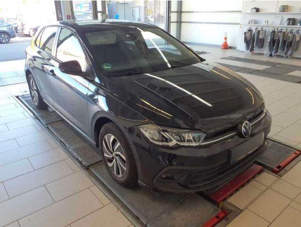 Volkswagen Polo 2022 г. Чёрный, пробег 50060 км