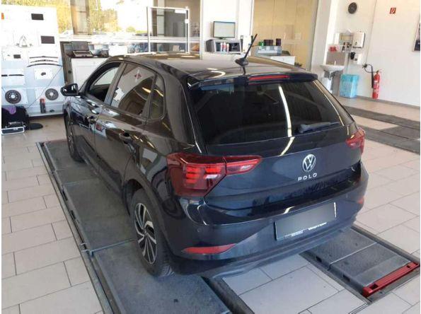 Volkswagen Polo 2022 г. Чёрный, пробег 50060 км