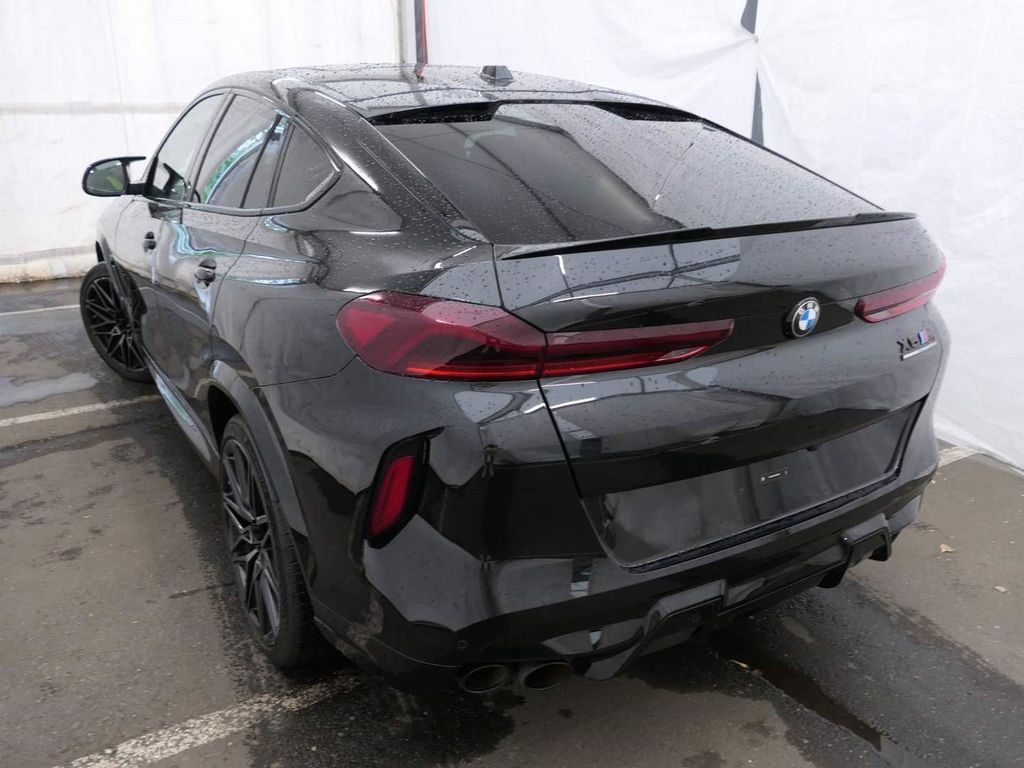 BMW X6 M 2025 г. Чёрный, пробег 25103 км