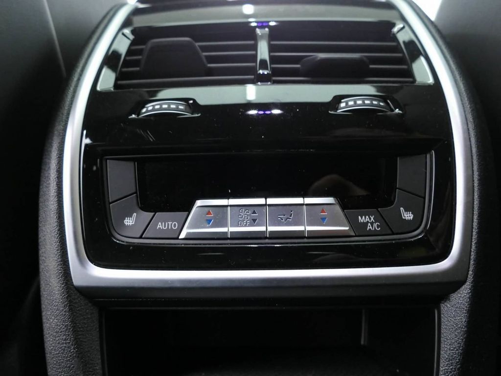 BMW X6 M 2025 г. Чёрный, пробег 25103 км