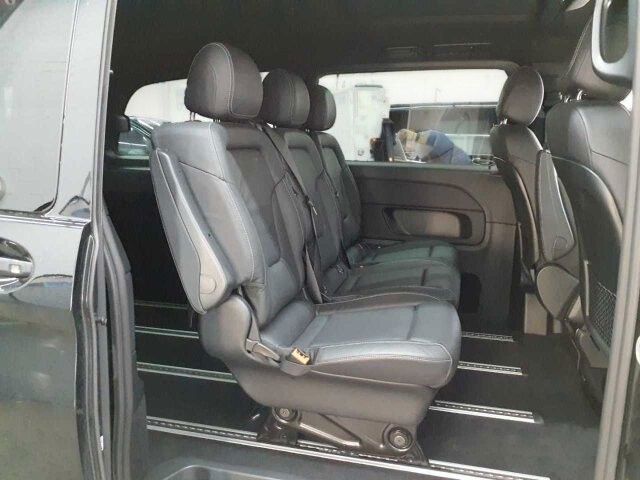 Mercedes-Benz V 300 2022 г. Чёрный, пробег 39000 км