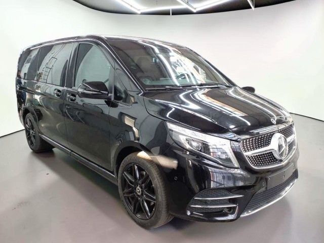 Mercedes-Benz V 300 2022 г. Чёрный, пробег 39000 км