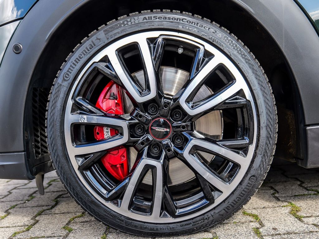Mini JOHN COOPER WORKS CABRIO 2022 г. Зелёный, пробег 59360 км