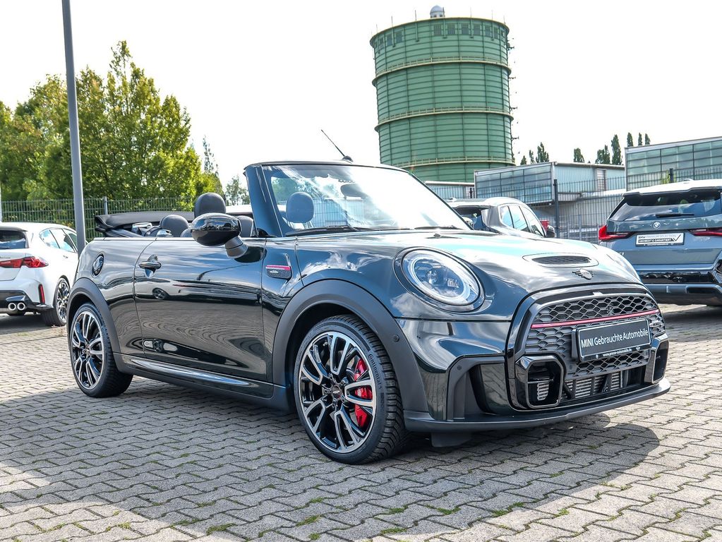 Mini JOHN COOPER WORKS CABRIO 2022 г. Зелёный, пробег 59360 км