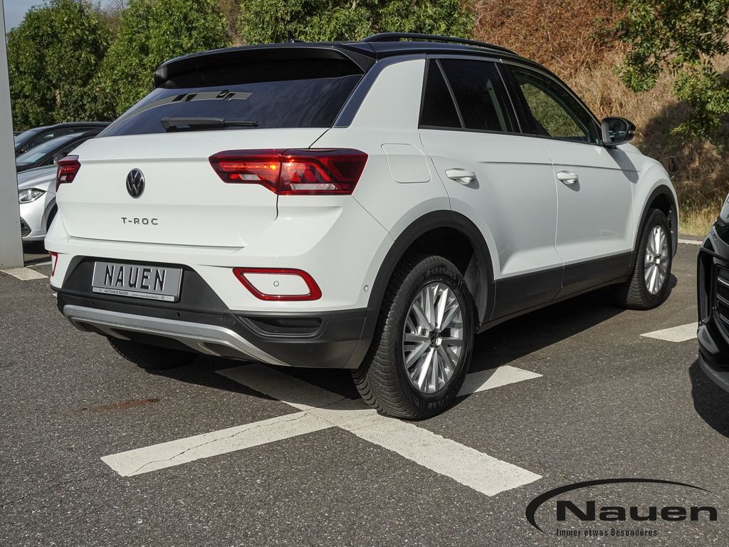 Volkswagen T-Roc 2023 г. Белый, пробег 36150 км