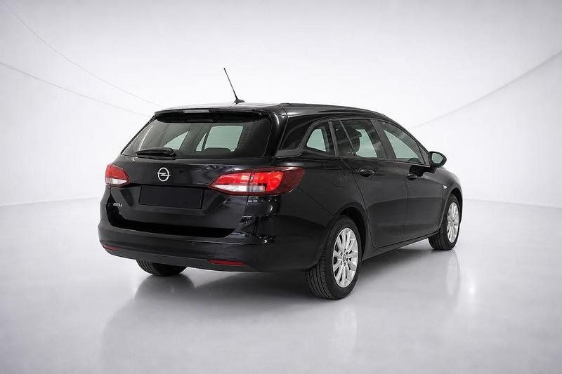 Opel Astra 2022 г. Чёрный, пробег 56206 км