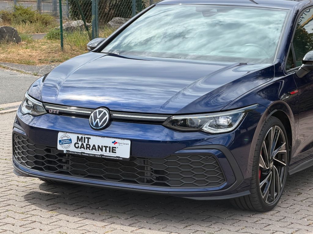 Volkswagen Golf 2024 г. Синий, пробег 44000 км