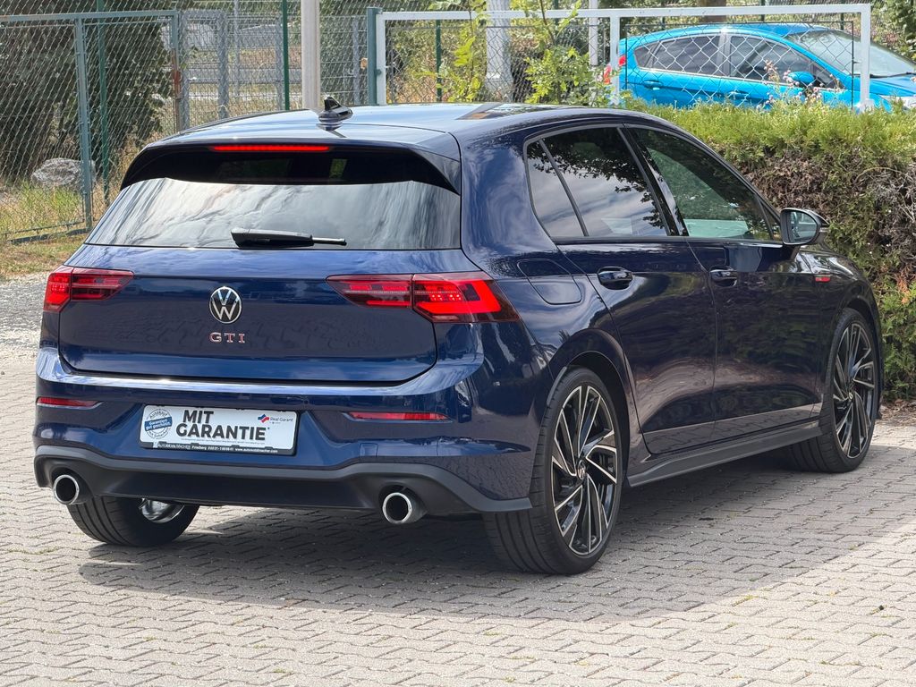 Volkswagen Golf 2024 г. Синий, пробег 44000 км