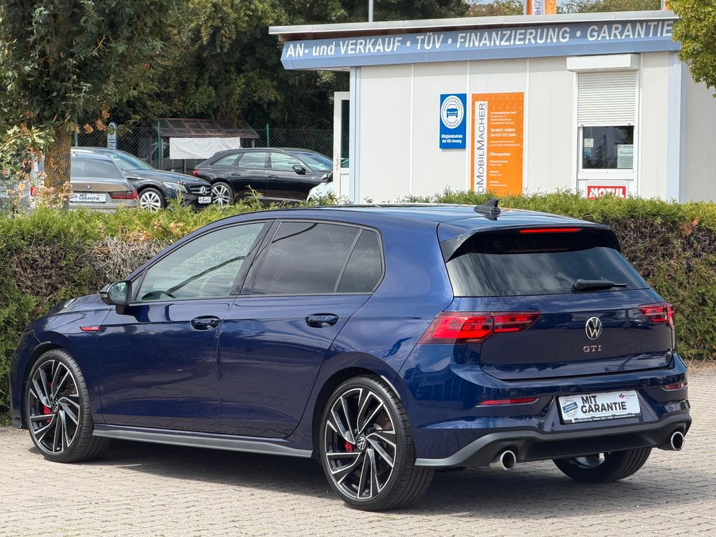 Volkswagen Golf 2024 г. Синий, пробег 44000 км