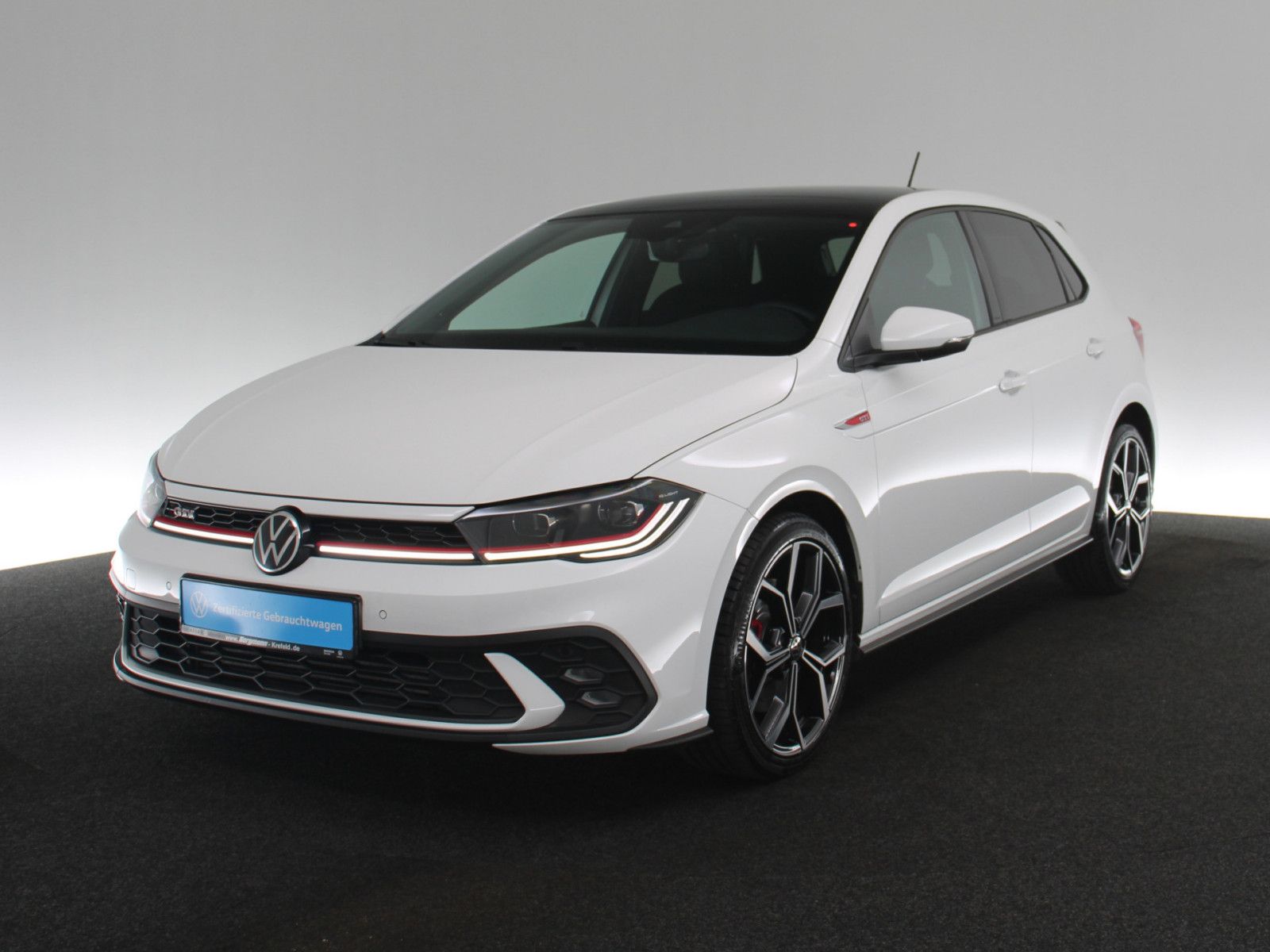 Volkswagen Polo 2022 г. Белый, пробег 57448 км