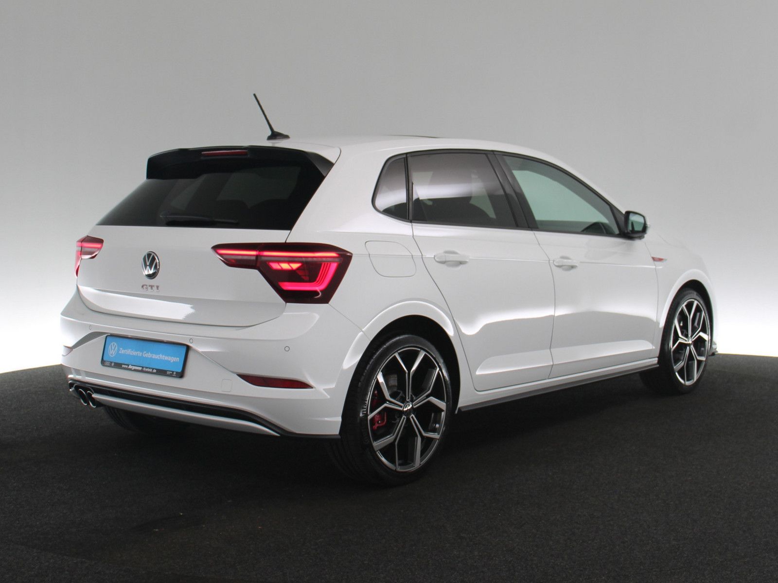 Volkswagen Polo 2022 г. Белый, пробег 57448 км