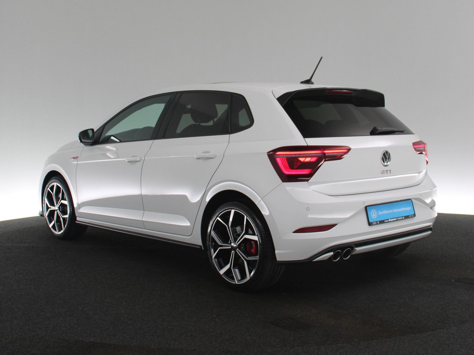 Volkswagen Polo 2022 г. Белый, пробег 57448 км