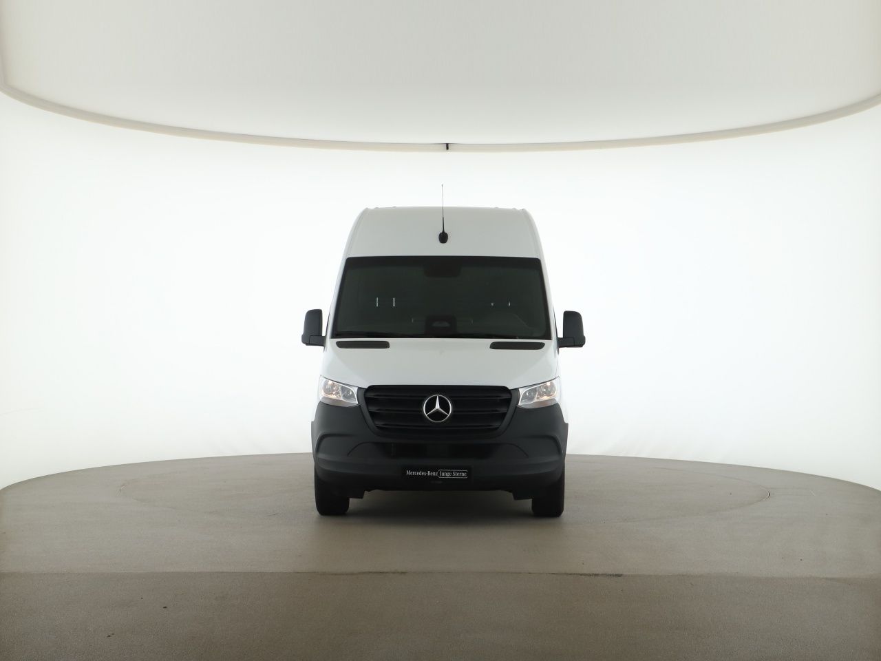 Mercedes-Benz SPRINTER 2025 г. Белый, пробег 49700 км