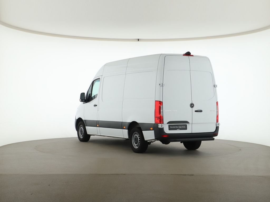 Mercedes-Benz SPRINTER 2025 г. Белый, пробег 30300 км