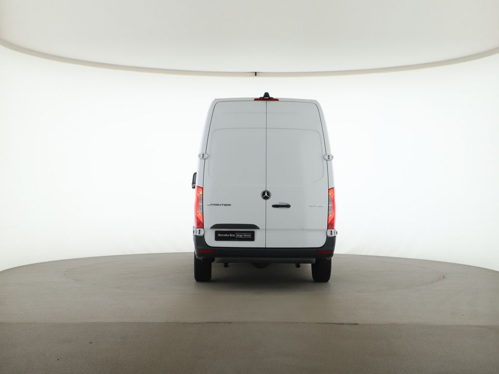 Mercedes-Benz SPRINTER 2025 г. Белый, пробег 30300 км