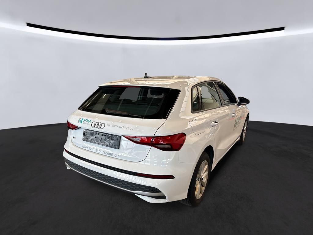 Audi A3 2024 г. Белый, пробег 42216 км