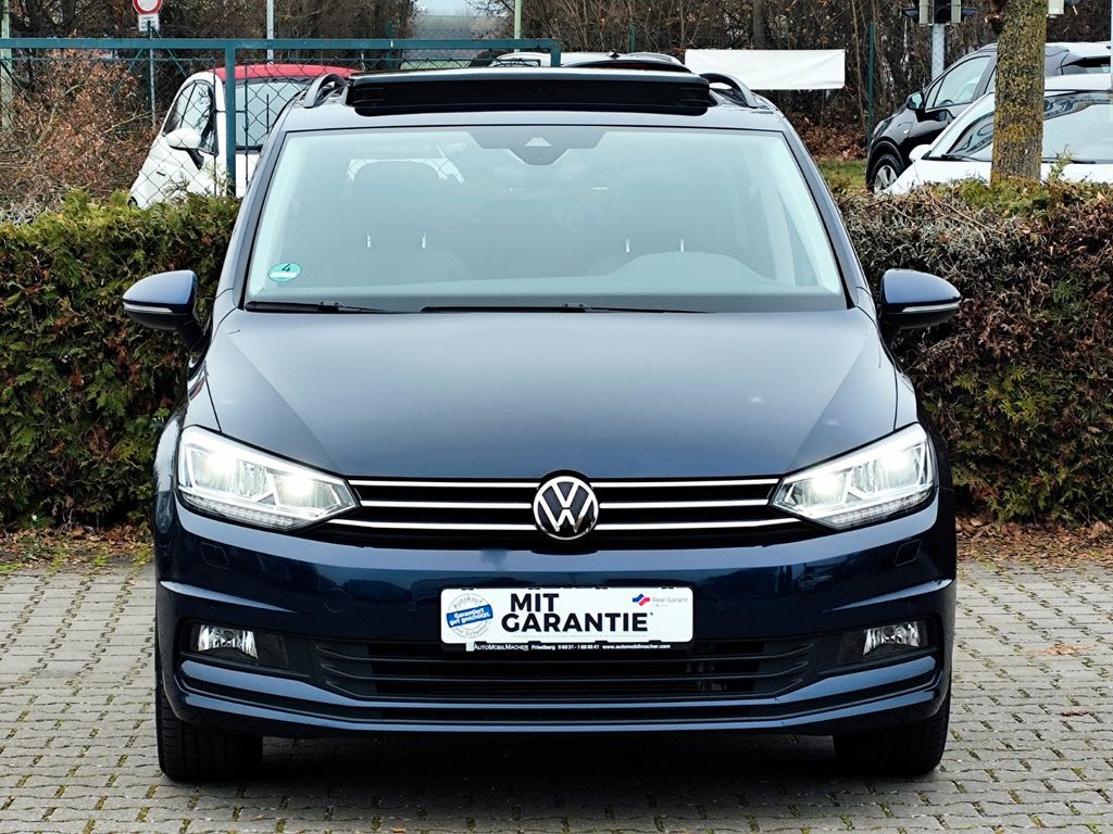 Volkswagen Touran 2024 г. Синий, пробег 47000 км