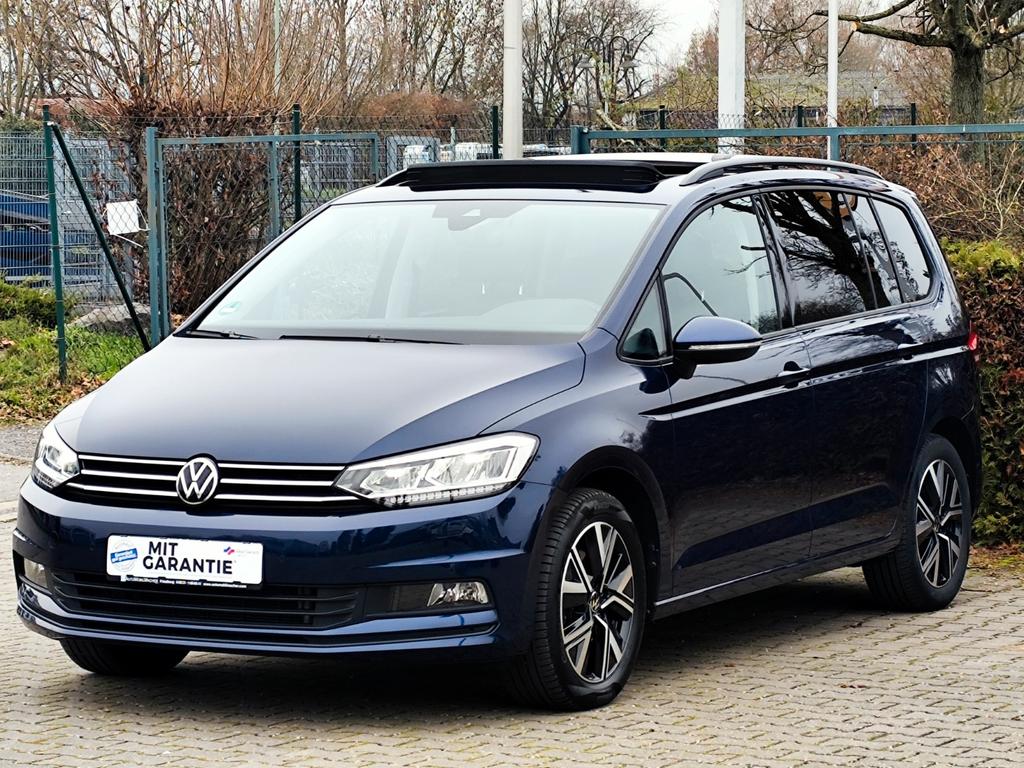 Volkswagen Touran 2024 г. Синий, пробег 47000 км