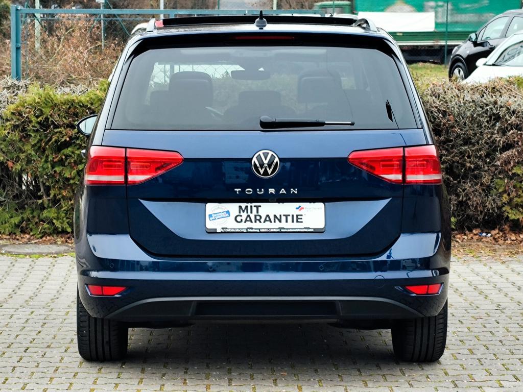 Volkswagen Touran 2024 г. Синий, пробег 47000 км