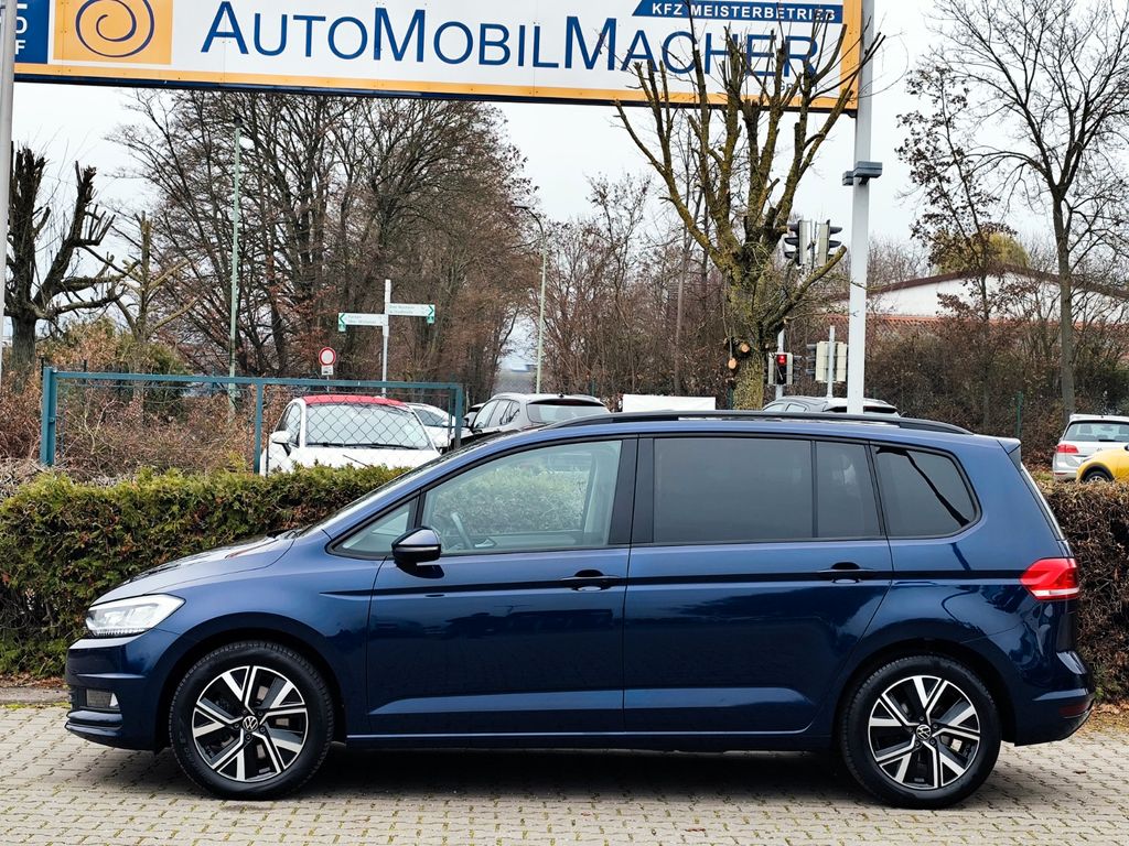 Volkswagen Touran 2024 г. Синий, пробег 47000 км