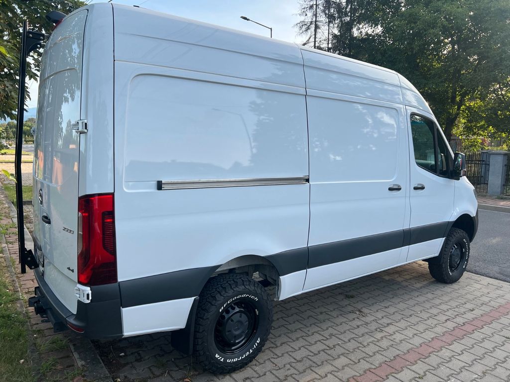 Mercedes-Benz SPRINTER 2022 г. Белый, пробег 33600 км