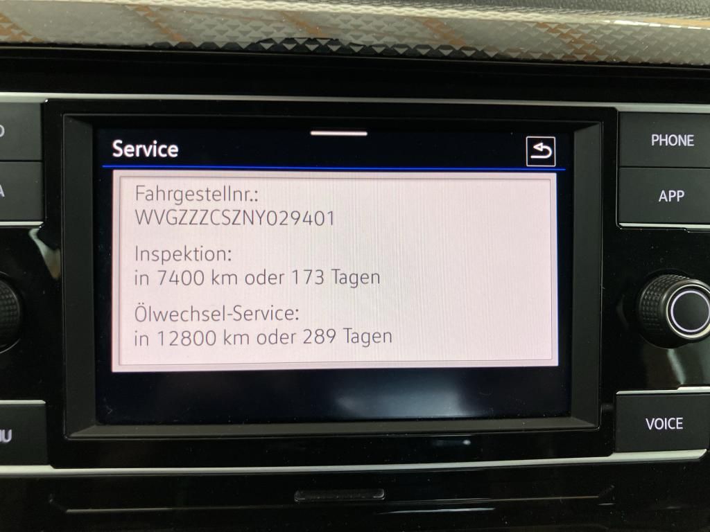 Volkswagen Taigo 2022 г. Серый, пробег 40535 км