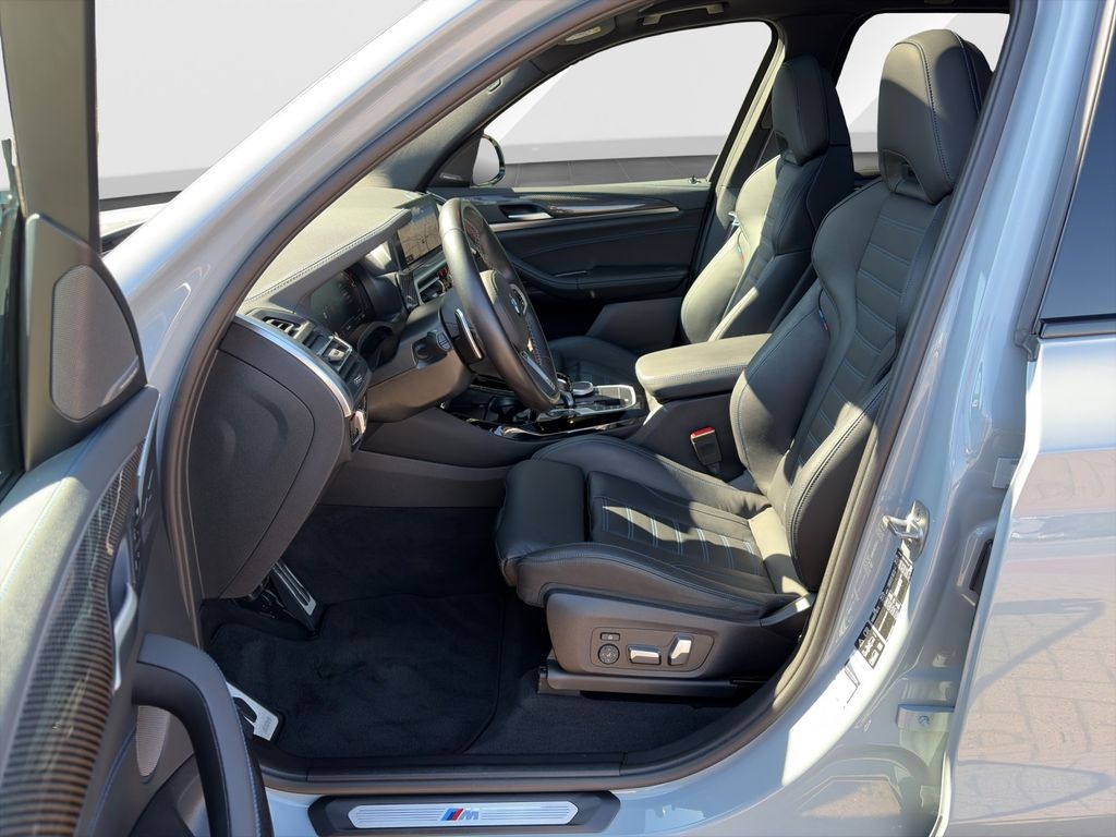 BMW X3 M40 2023 г. Серый, пробег 29678 км