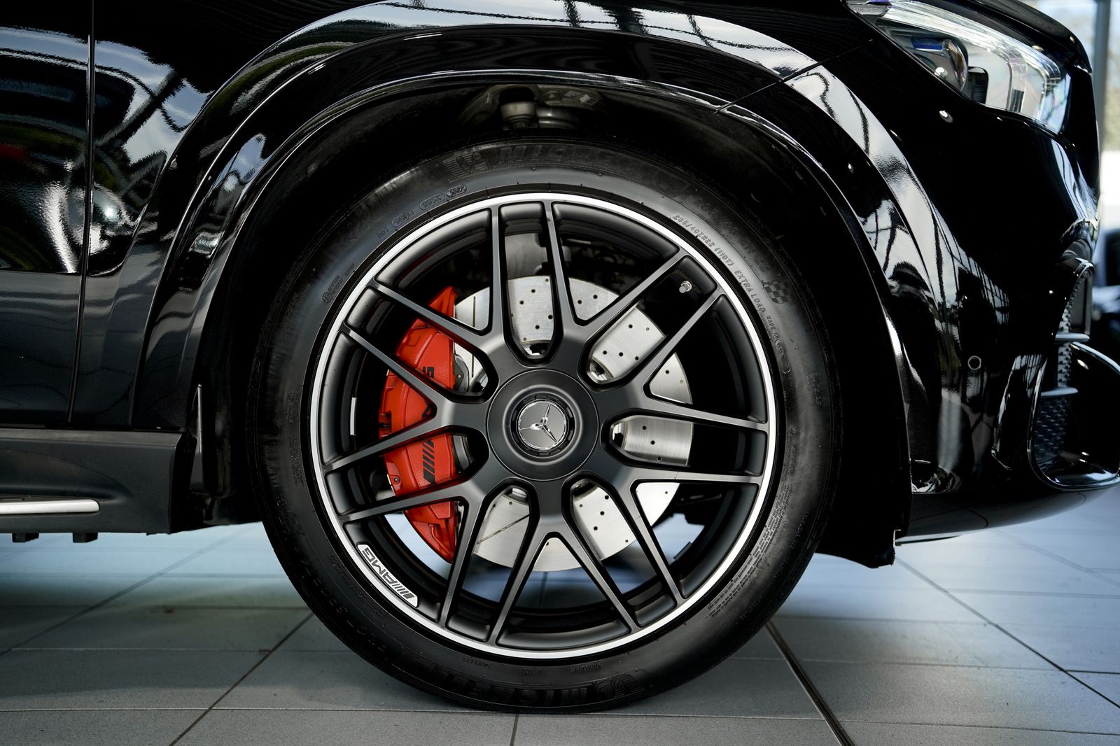 Mercedes-Benz GLE 63 AMG 2022 г. Чёрный, пробег 33000 км