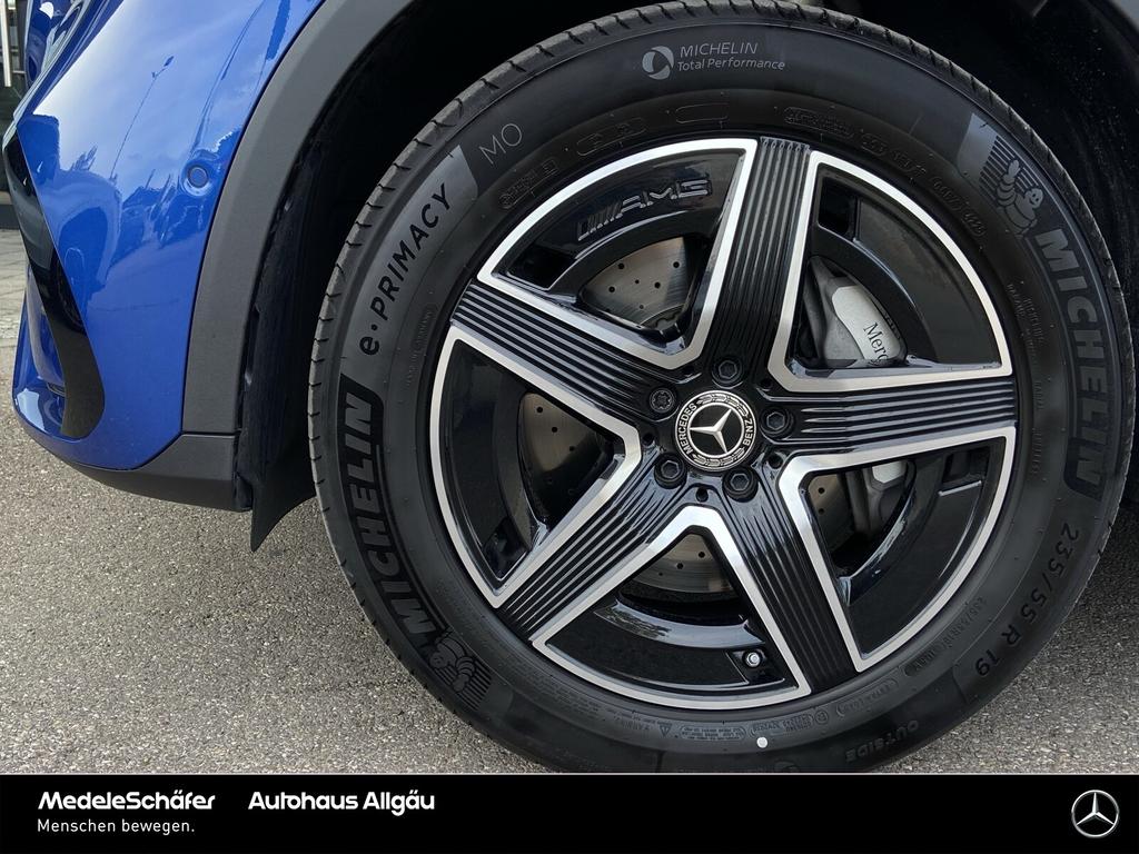 Mercedes-Benz GLC 220 2026 г. Синий, пробег 12106 км