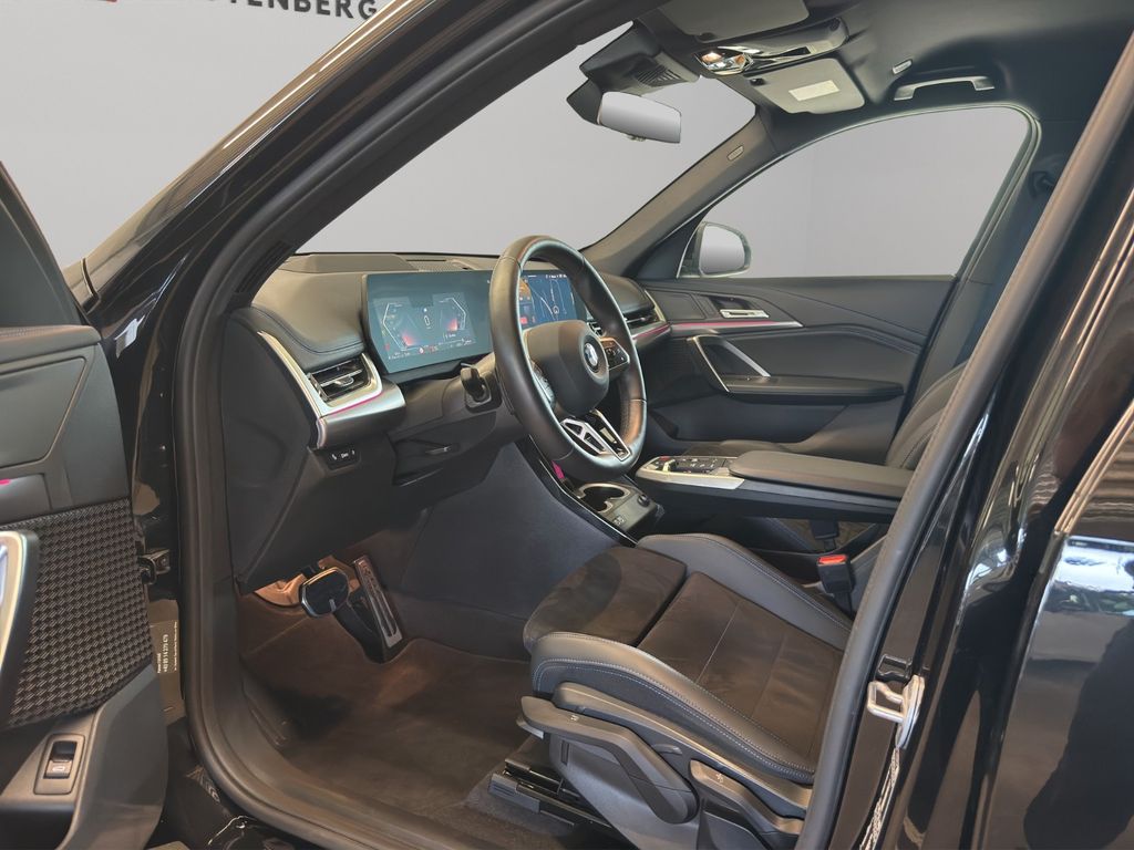 BMW X1 2025 г. Чёрный, пробег 27700 км