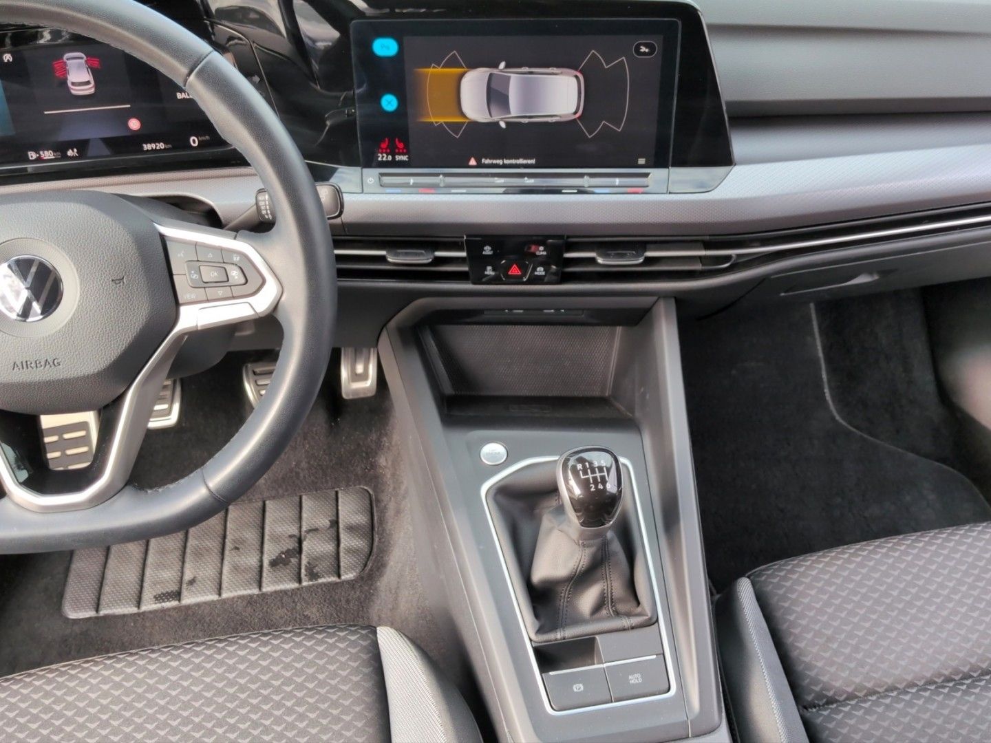 Volkswagen Golf 2022 г. Серый, пробег 38918 км
