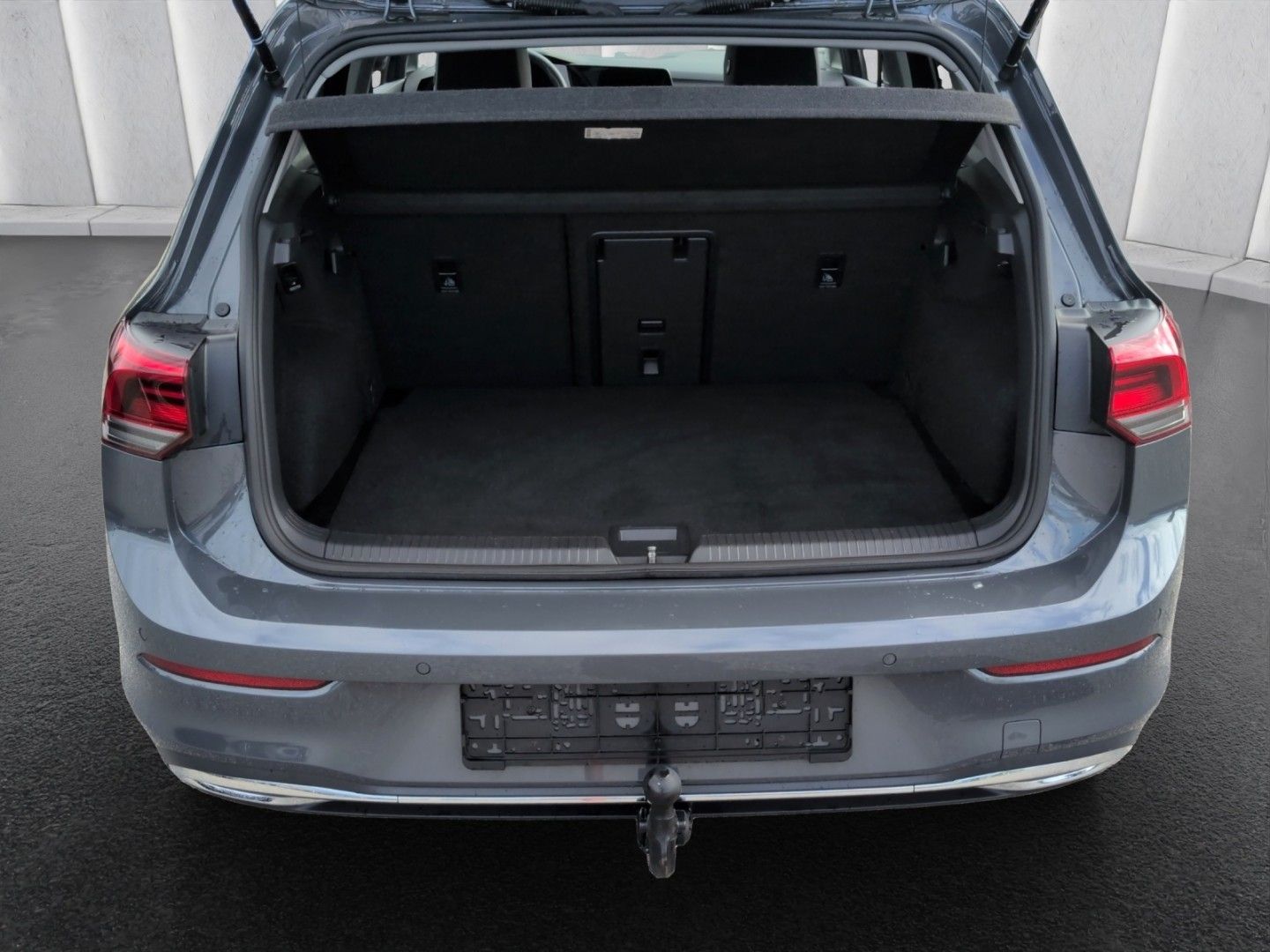 Volkswagen Golf 2022 г. Серый, пробег 38918 км