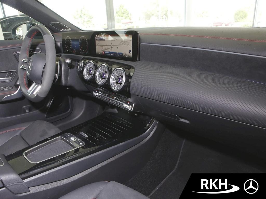 Mercedes-Benz CLA 45 AMG 2025 г. Чёрный, пробег 9047 км