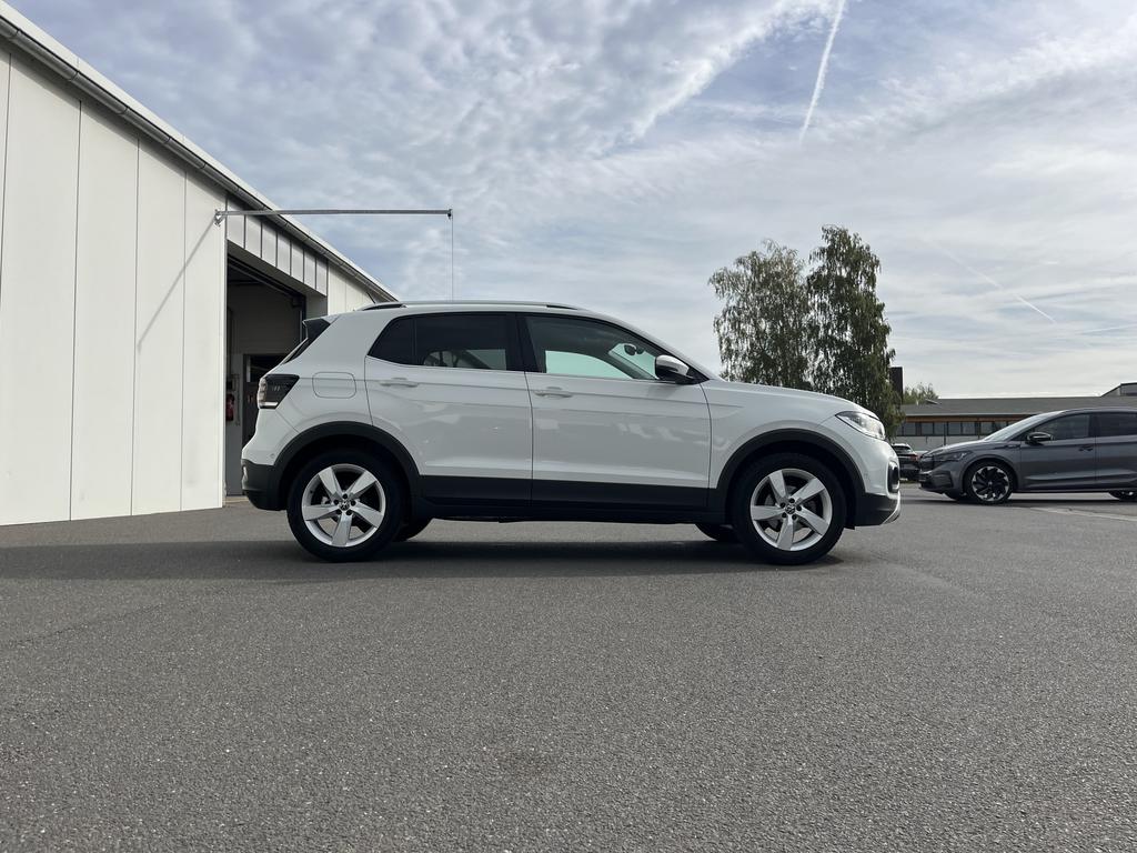 Volkswagen T-Cross 2021 г. Белый, пробег 32317 км