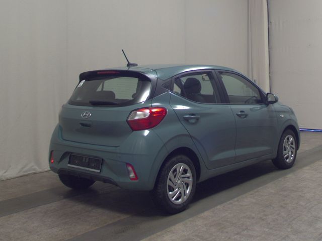 Hyundai i10 2021 г. Зелёный, пробег 44206 км