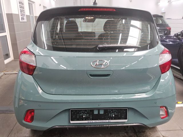 Hyundai i10 2021 г. Зелёный, пробег 44206 км