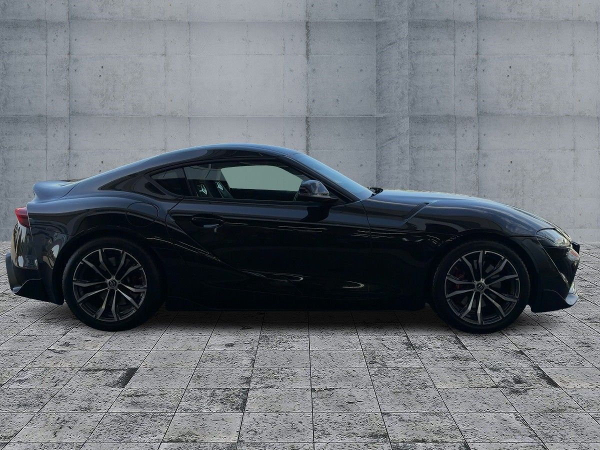 Toyota Supra 2022 г. Чёрный, пробег 50196 км