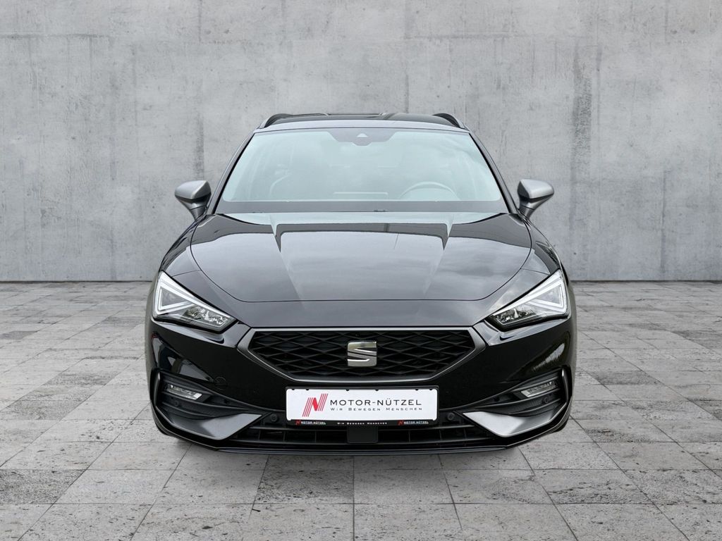 SEAT Leon 2022 г. Чёрный, пробег 58790 км