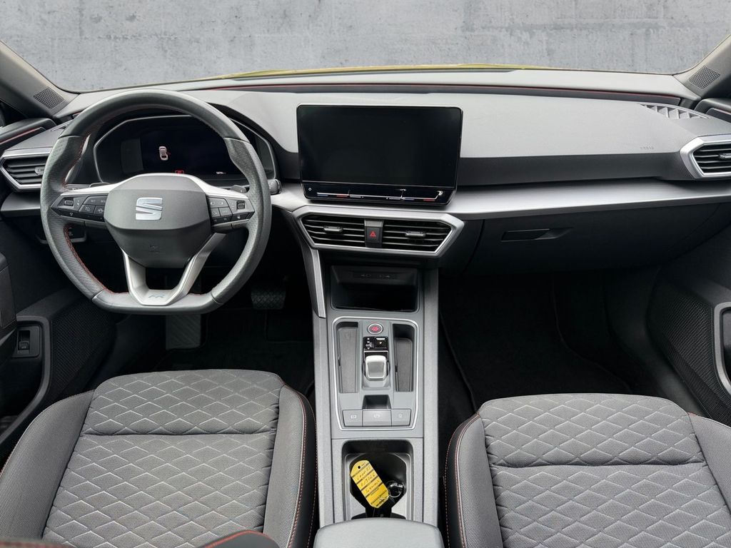 SEAT Leon 2022 г. Чёрный, пробег 58790 км