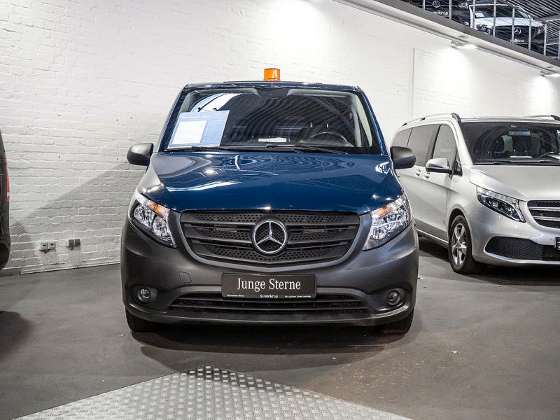 Mercedes-Benz Vito 2021 г. Синий, пробег 50267 км