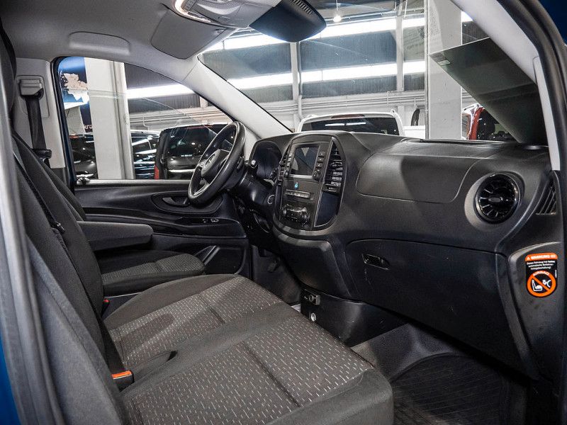 Mercedes-Benz Vito 2021 г. Синий, пробег 50267 км