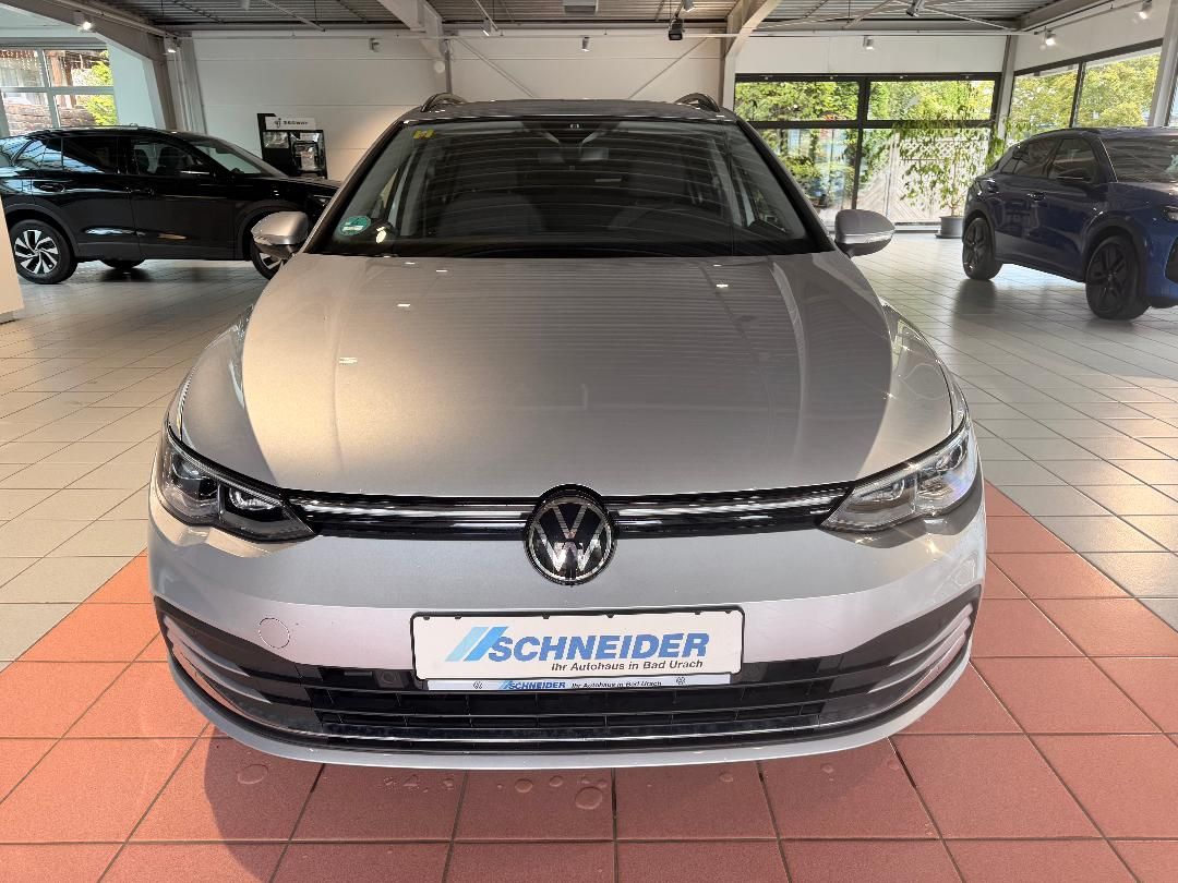 Volkswagen Golf 2022 г. Серебристый, пробег 45058 км