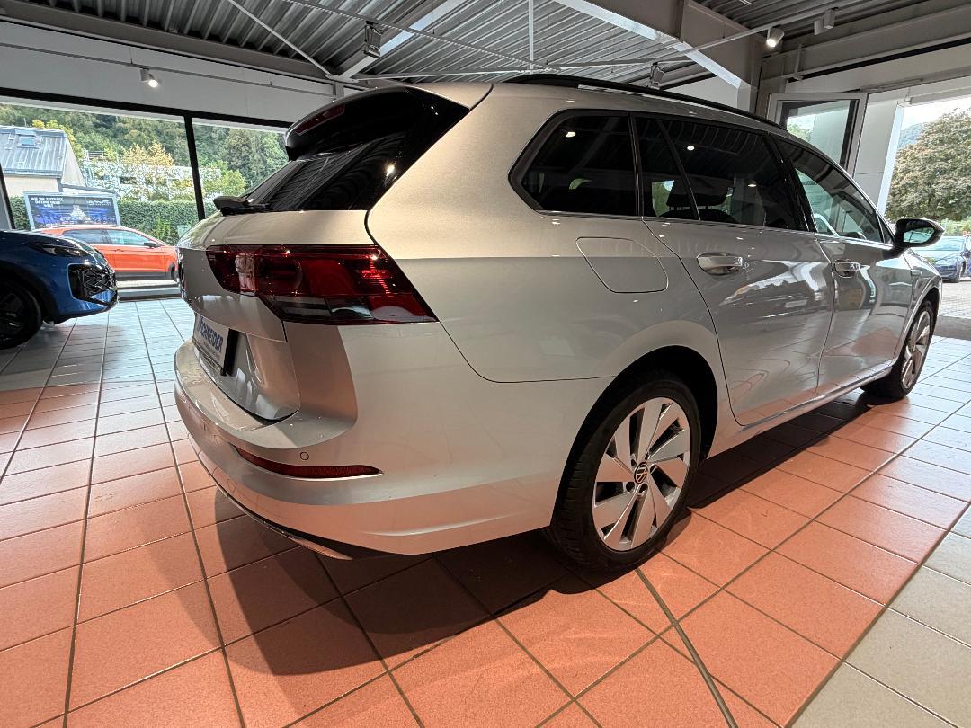 Volkswagen Golf 2022 г. Серебристый, пробег 45058 км