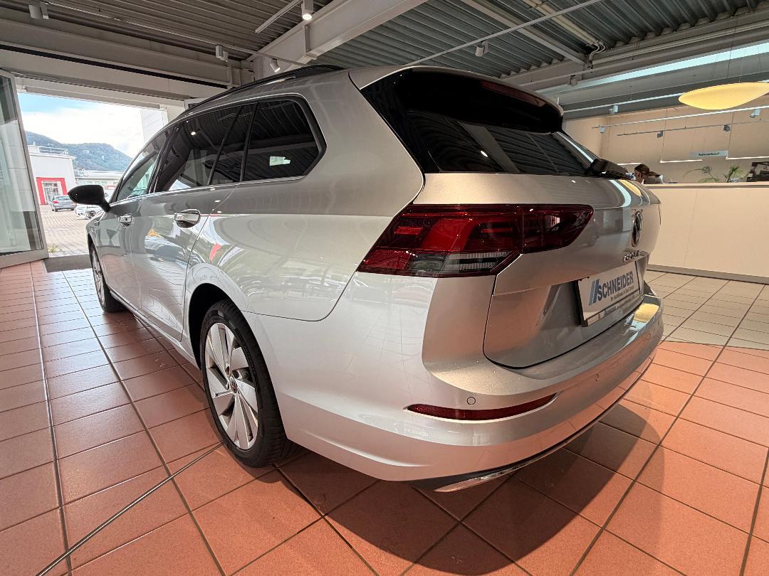 Volkswagen Golf 2022 г. Серебристый, пробег 45058 км