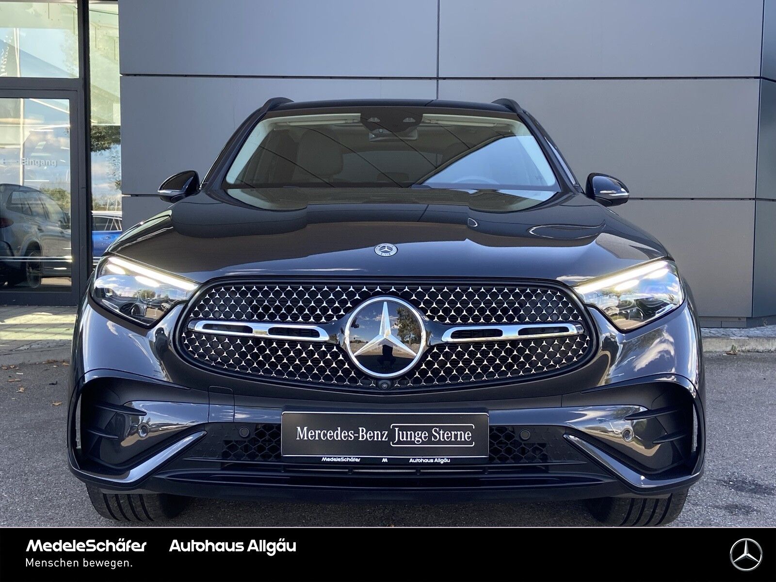 Mercedes-Benz GLC 220 2025 г. Серый, пробег 18105 км