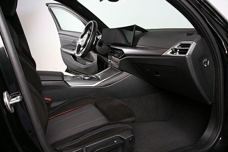BMW 320 2025 г. Чёрный, пробег 53700 км
